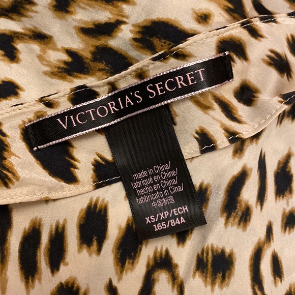 Victoria Secret Silk Cami & Short Pajama Set - Picture 4 of 10